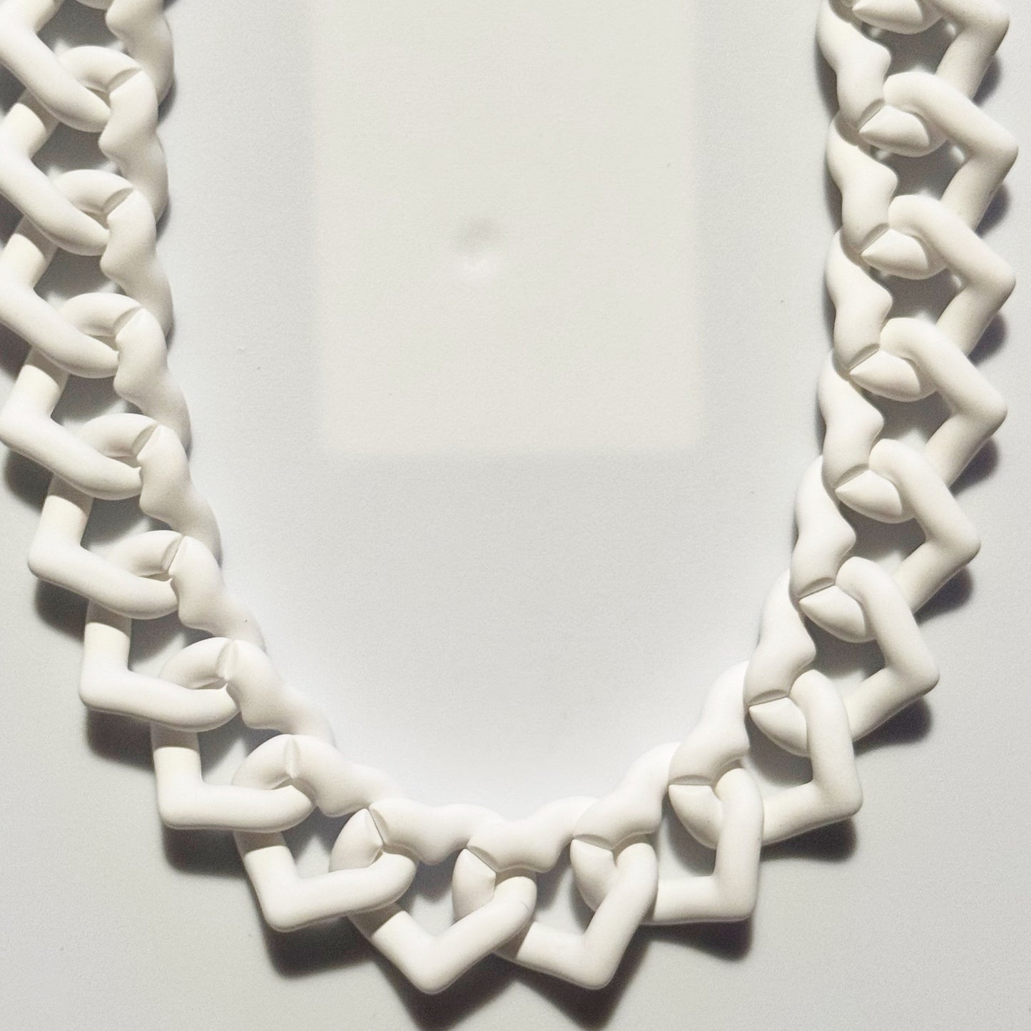 White Heart Acrylic Bag Chain - 18 inches