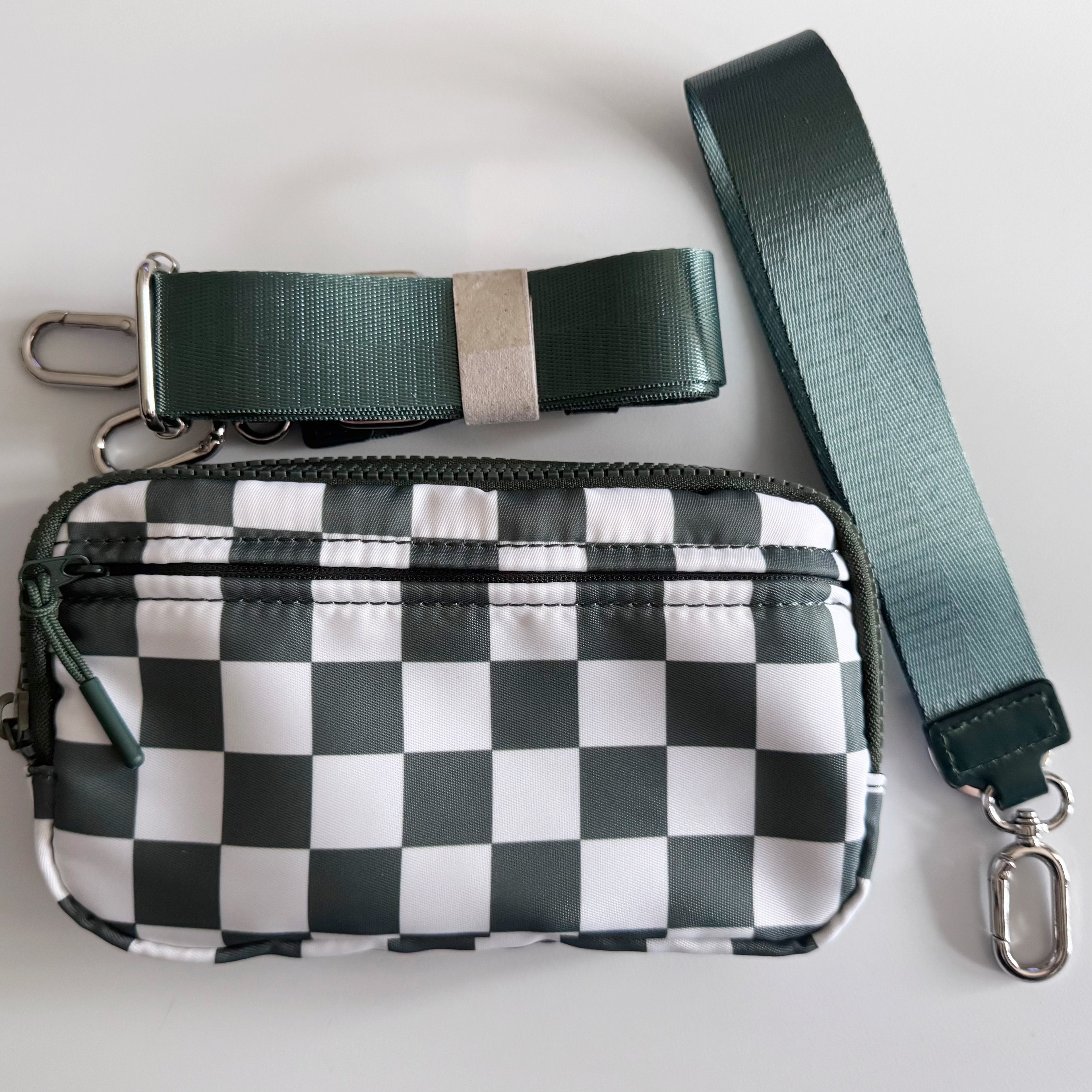 Large Green Checkered Wristlet Pouch