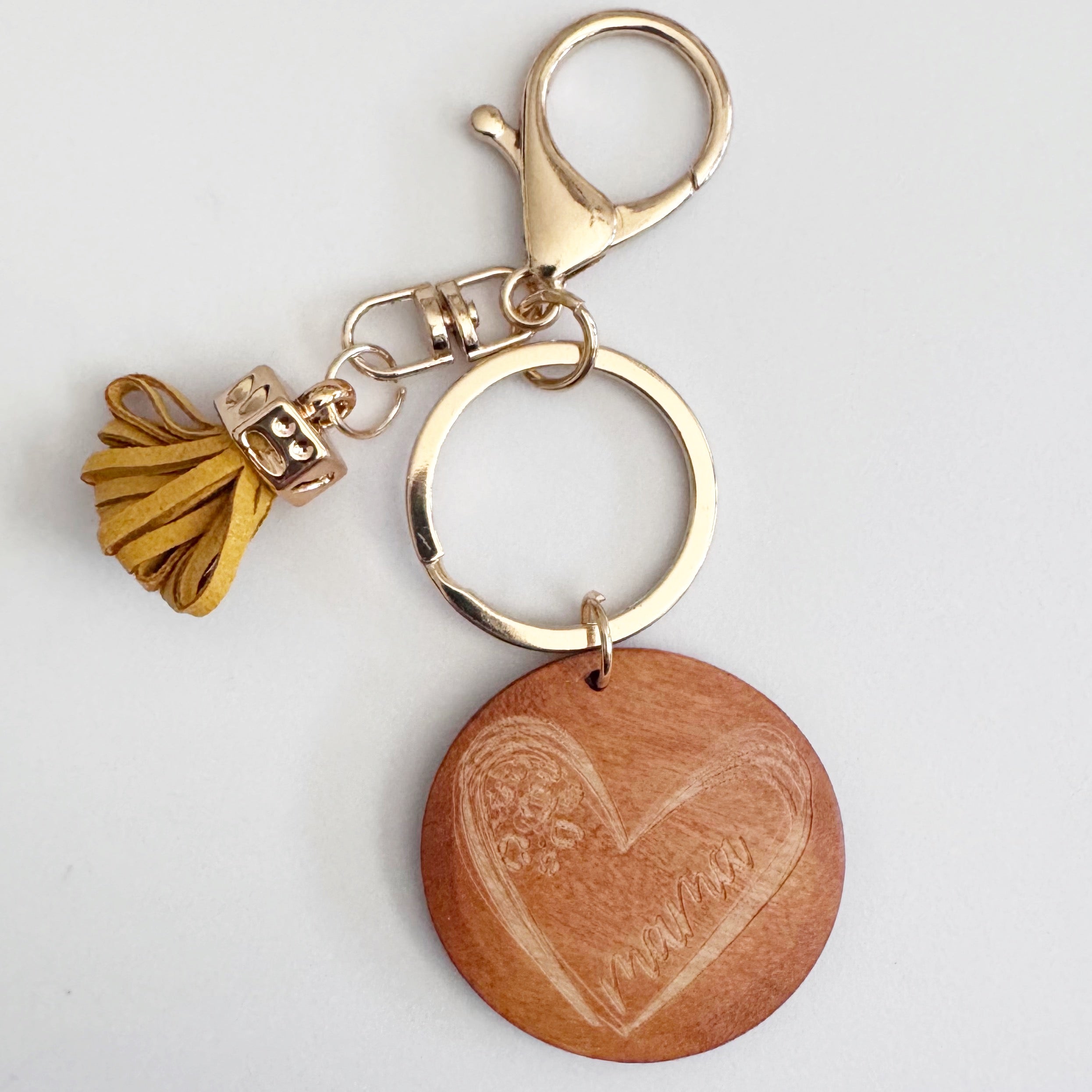 Mama Keychain - Wood